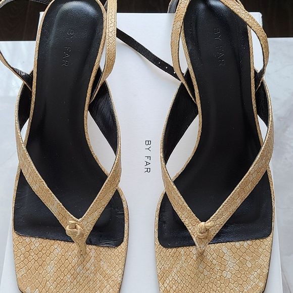 By Far Mindy sandals sz 38 - Picture 2 of 6